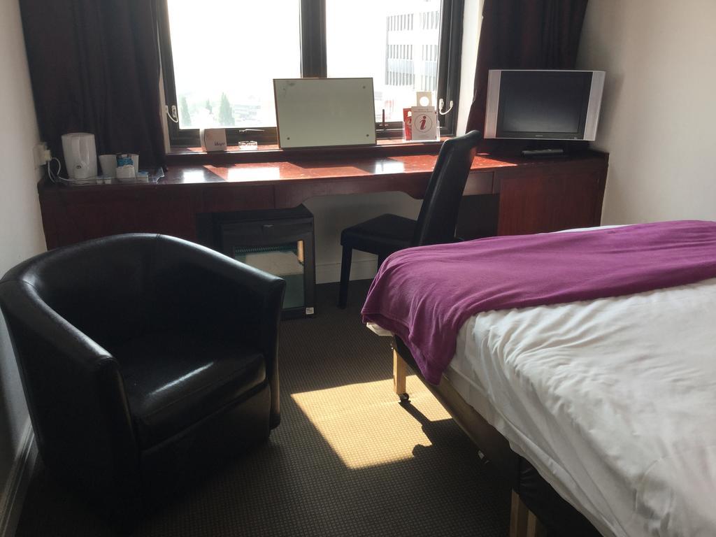 The Britannia Nottingham Hotel Buitenkant foto