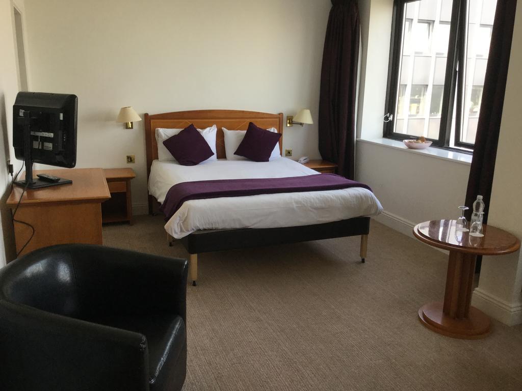 The Britannia Nottingham Hotel Buitenkant foto