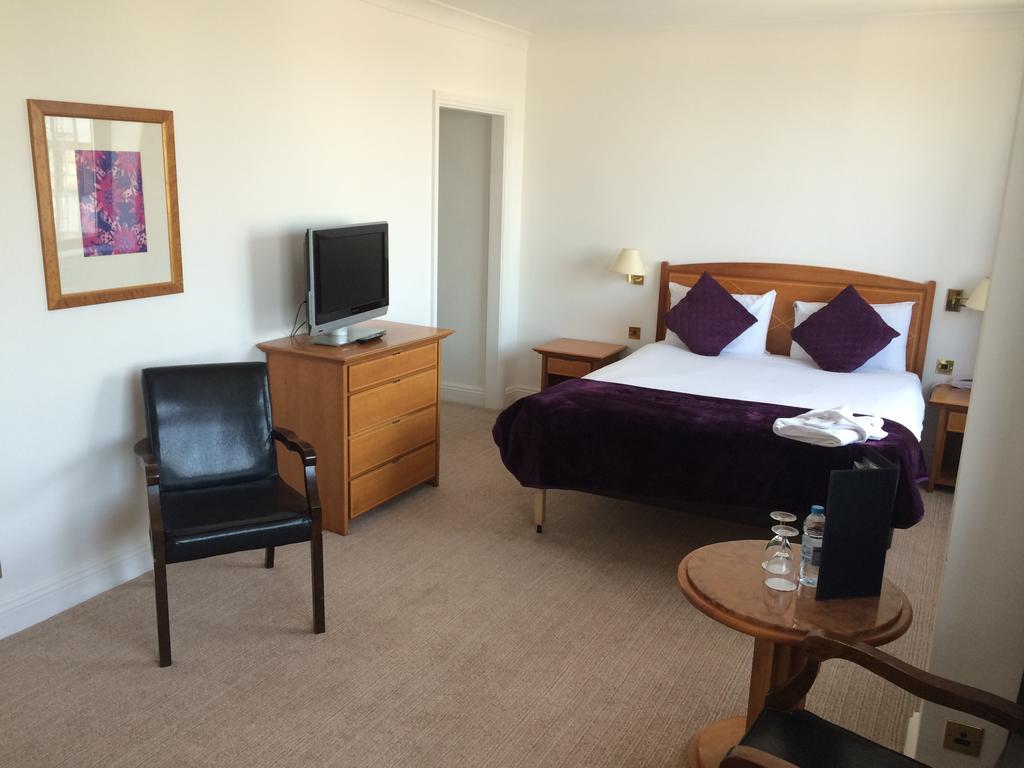 The Britannia Nottingham Hotel Buitenkant foto