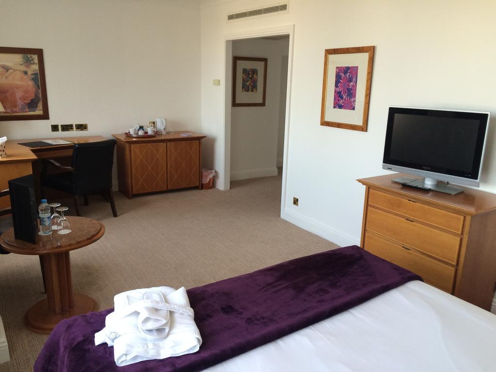 The Britannia Nottingham Hotel Buitenkant foto