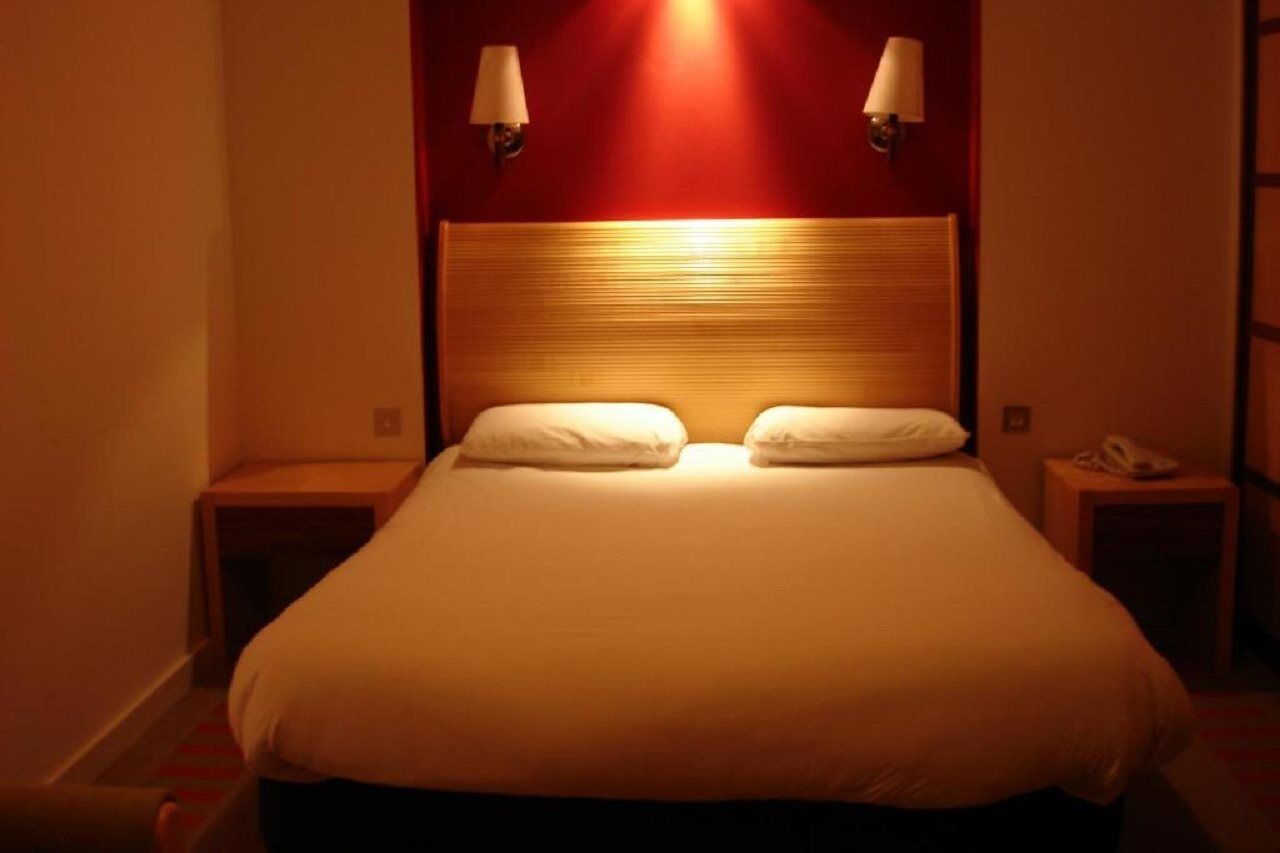 The Britannia Nottingham Hotel Buitenkant foto
